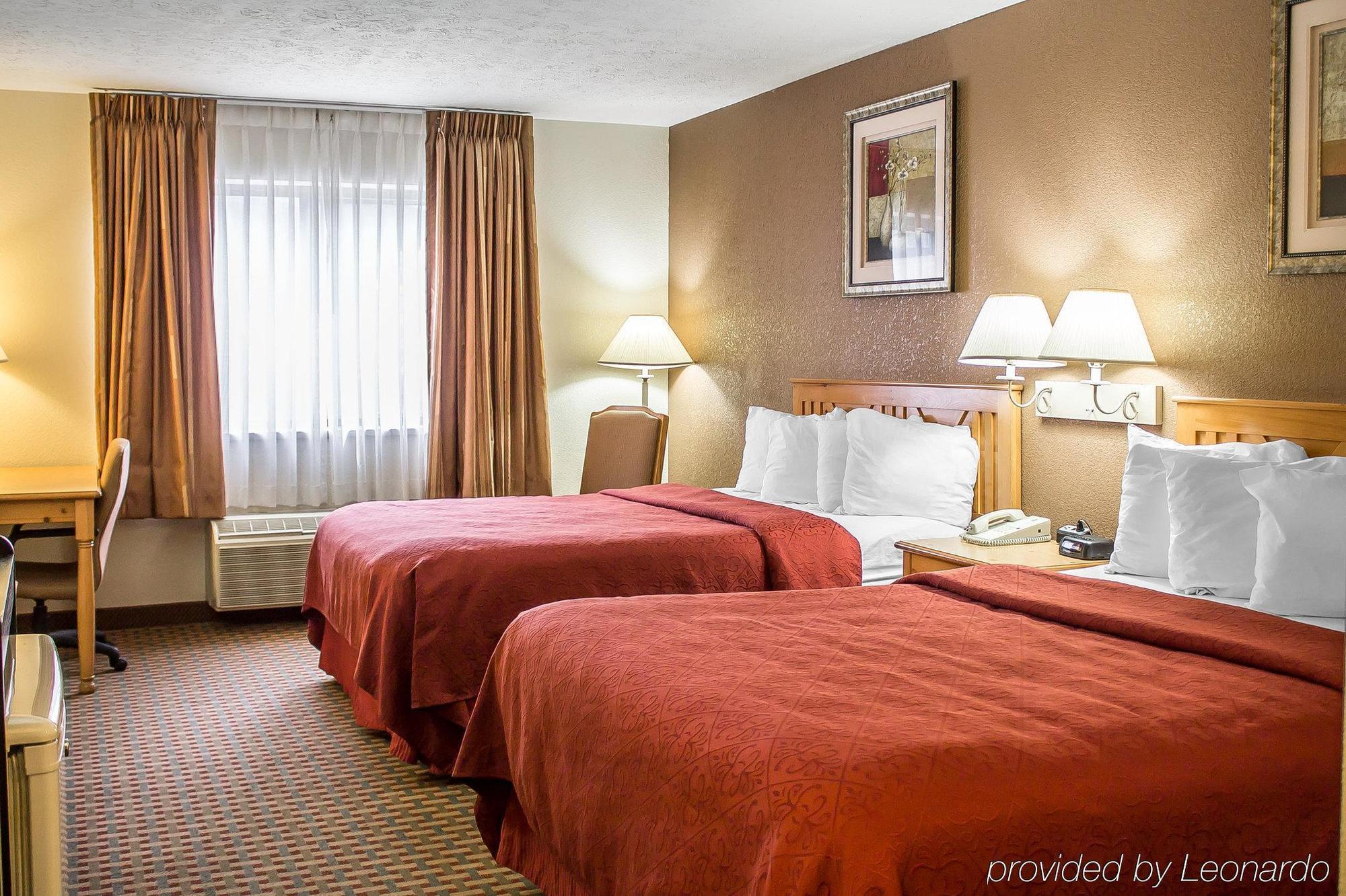 Quality Inn Elyria Exterior photo